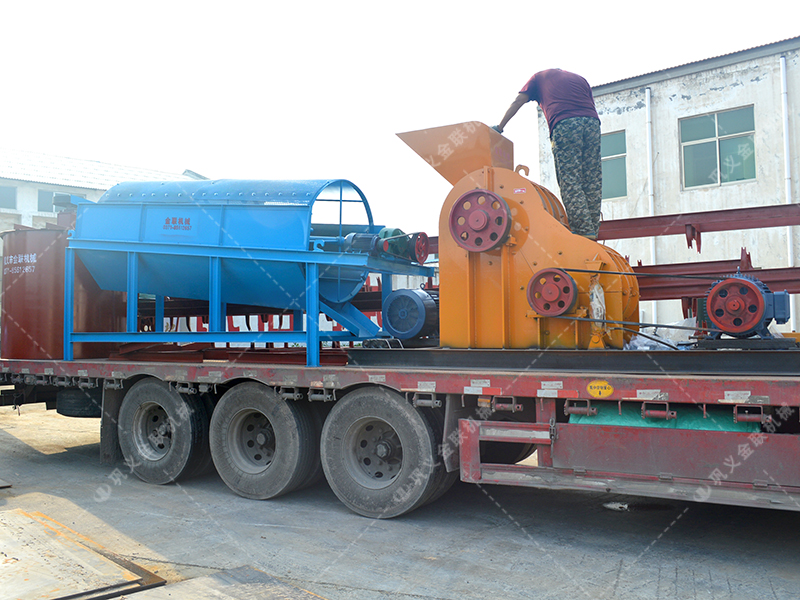 86雙級粉碎機(jī)生產(chǎn)線發(fā)貨圖片_發(fā)往廣西百色_破碎篩分金礦石