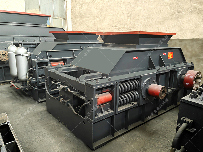 2PG1000X700連軸式對輥破碎機發貨圖片_發往廣東湛江_玄武巖制砂