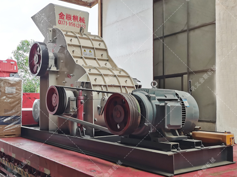 SCF88雙級粉碎機發(fā)貨圖片_發(fā)往廣東佛山_破碎高嶺土