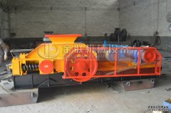 石英石細碎制砂機成品效果怎么樣？對輥石英石粉碎機出沙率高嗎？